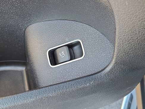 Used 2022 Mercedes-Benz GLS 450 4MATIC image 23