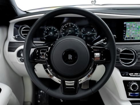Used 2022 Rolls-Royce Ghost AWD/4WD image 30