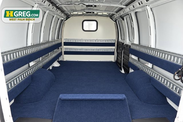 Used 2020 Chevrolet Express 2500 RWD image 16