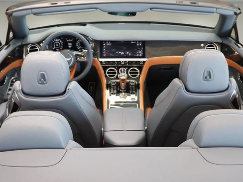 New 2026 Bentley Continental GTC AWD/4WD image 17