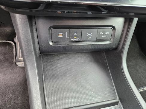 Used 2025 Hyundai Tucson SEL AWD/4WD image 11