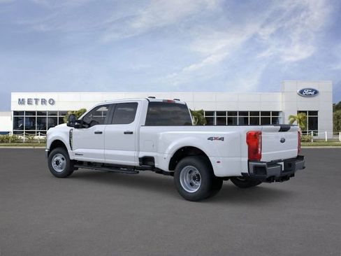 New 2026 Ford F350 XLT image 4