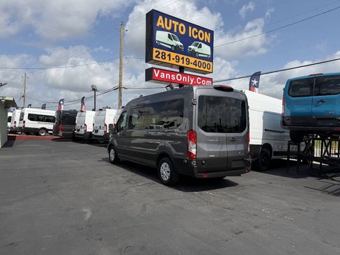 Used 2021 Ford Transit 350 XLT RWD image 2
