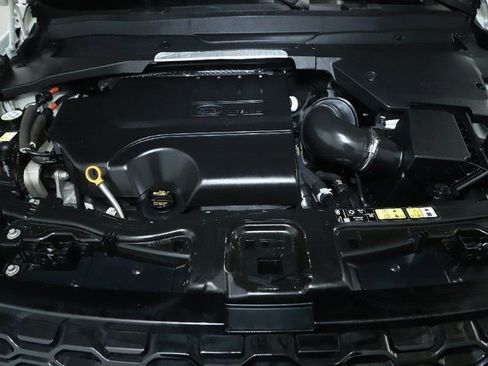 Used 2023 Land Rover Discovery Sport S image 37