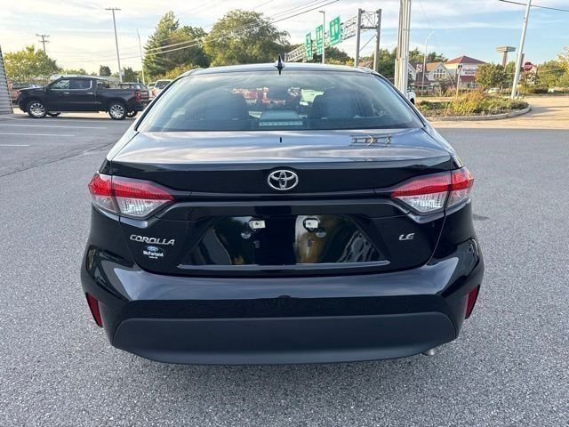 Used 2024 Toyota Corolla LE FWD image 4