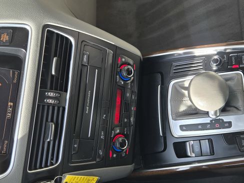 Used 2011 Audi Q5 2.0T Premium Plus image 26