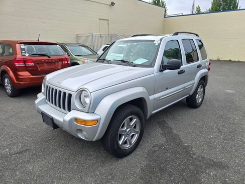 Used 2003 Jeep Liberty Limited AWD/4WD image 3