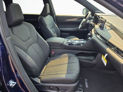 New 2027 INFINITI QX60 Sport w/ Dark Cargo Package AWD/4WD image 29