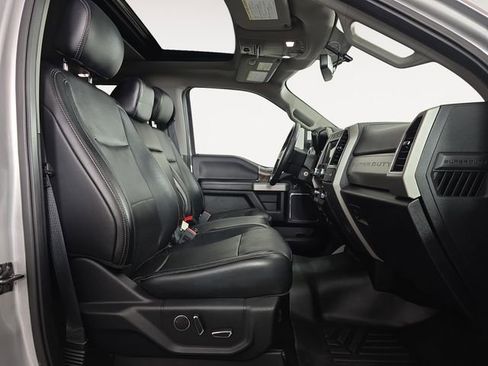 Used 2019 Ford F250 Lariat w/ Lariat Value Package image 10