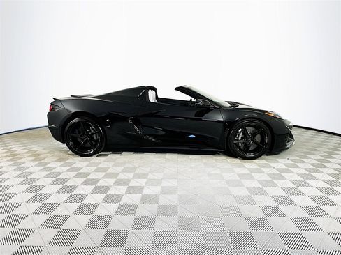 Used 2025 Chevrolet Corvette E-Ray image 8