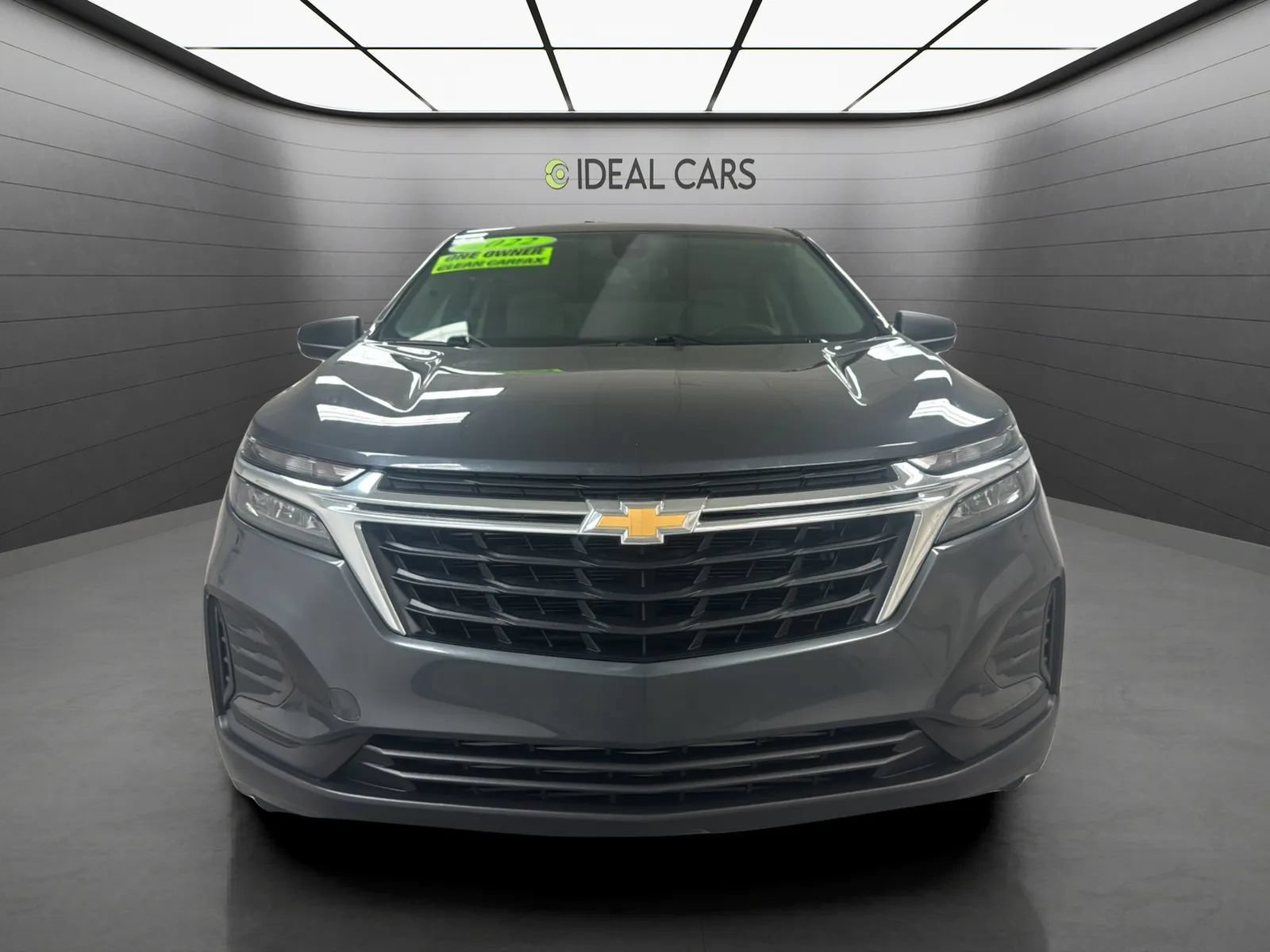 Used 2022 Chevrolet Equinox LS w/ LS Convenience Package FWD image 2