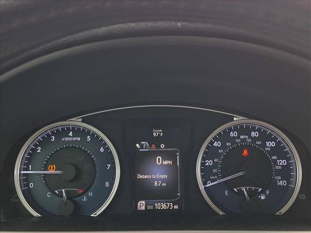 Used 2017 Toyota Camry LE FWD image 9