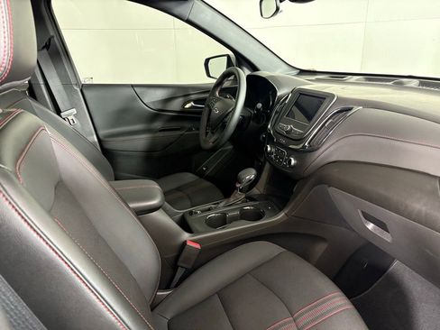 Used 2023 Chevrolet Equinox RS image 17