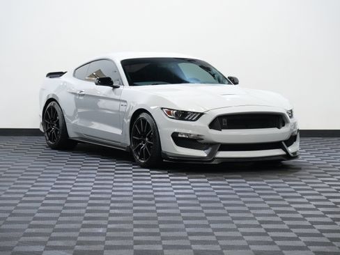Used 2016 Ford Mustang Shelby GT350 w/ Technology Package RWD image 5