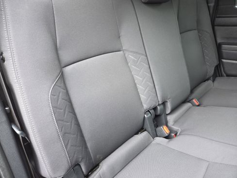 Used 2025 Toyota Tacoma SR5 AWD/4WD image 23