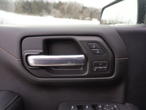 Used 2020 GMC Sierra 1500 AT4 w/ AT4 Premium Package image 18