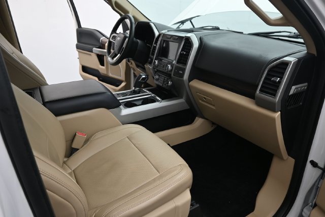 Used 2017 Ford F150 Lariat w/ Equipment Group 502A Luxury RWD image 34