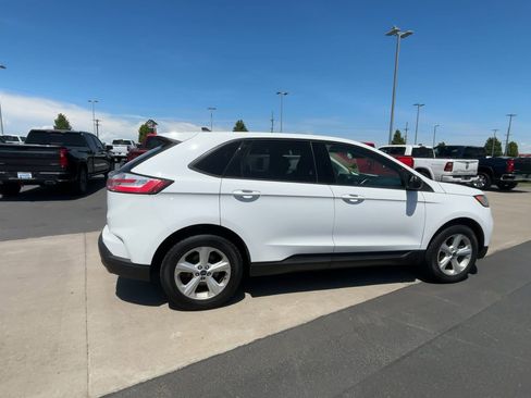 Used 2020 Ford Edge SE image 35
