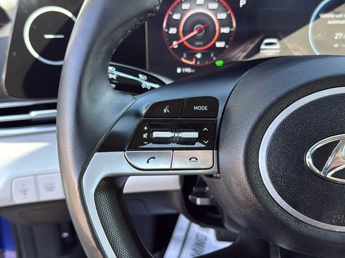 Used 2023 Hyundai Elantra Limited image 15