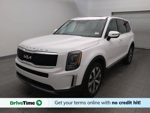 Used 2022 Kia Telluride S FWD image 1