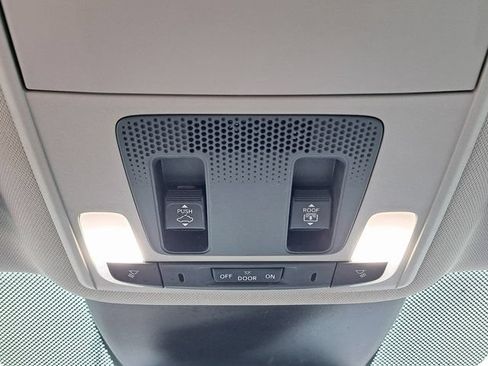 Used 2024 Honda Pilot Elite image 19