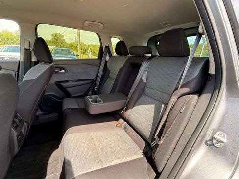 Certified 2023 Nissan Rogue SV AWD/4WD image 16
