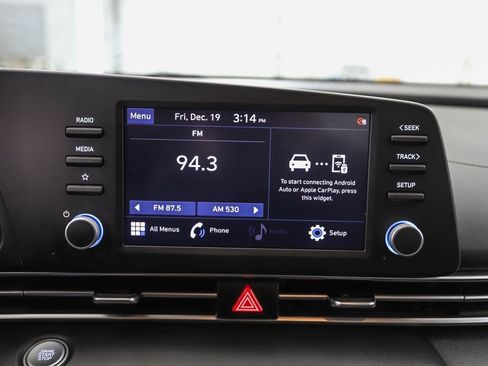 Used 2022 Hyundai Elantra SEL w/ Preferred Accessory Package image 15