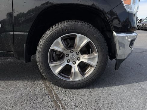 Used 2024 RAM 1500 Laramie image 32