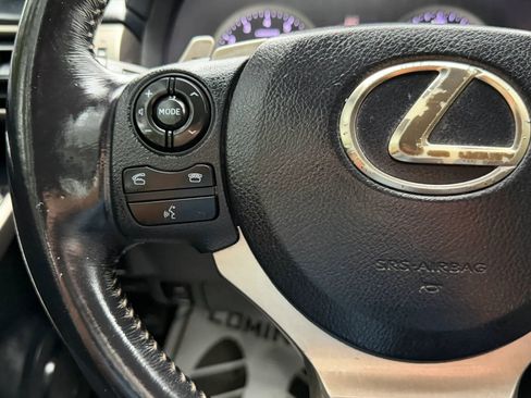 Used 2016 Lexus IS 300 AWD image 32