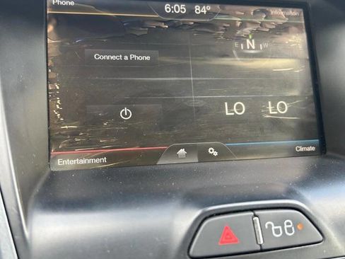 Used 2012 Ford Focus Titanium image 24