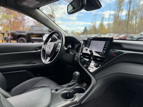 Used 2023 Toyota Camry SE image 37