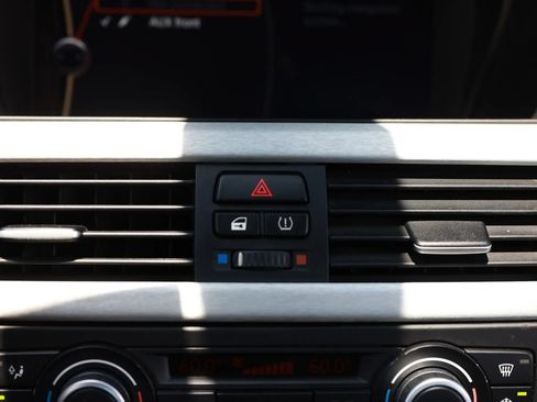 Used 2011 BMW M3 Coupe RWD image 35