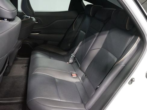 Used 2024 Toyota Crown Platinum image 31