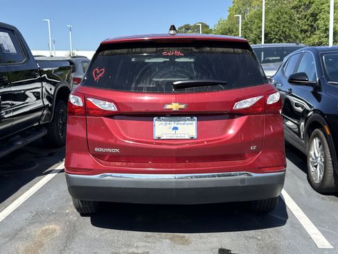 Used 2018 Chevrolet Equinox LT image 8