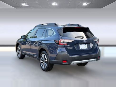 Used 2024 Subaru Outback Limited AWD/4WD image 3