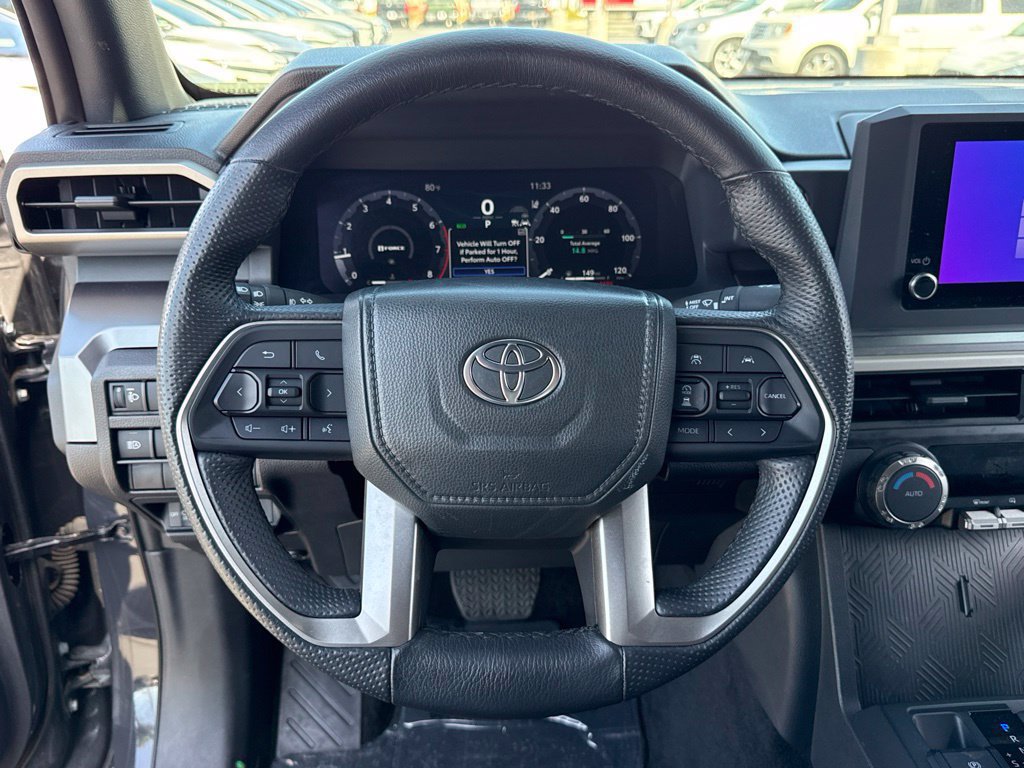 Used 2025 Toyota Tacoma TRD Off-Road AWD/4WD image 20