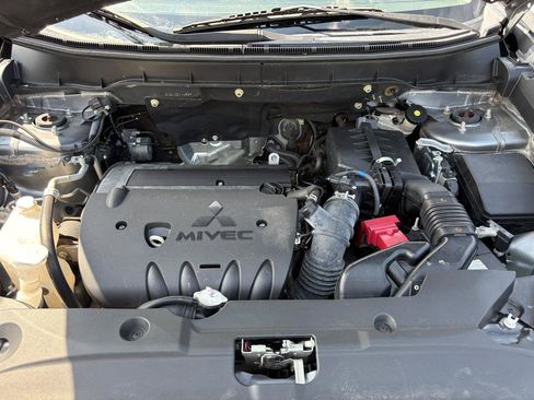 Used 2018 Mitsubishi Outlander Sport ES FWD image 21
