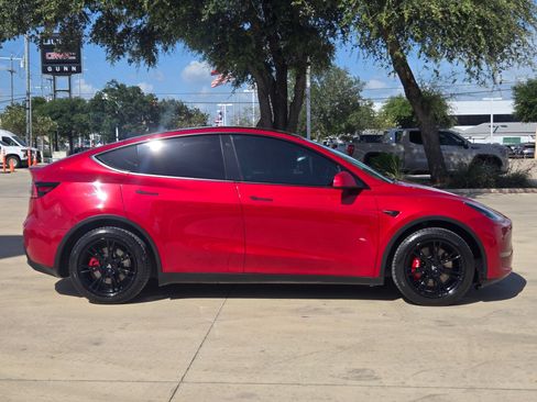 Used 2020 Tesla Model Y Performance AWD/4WD image 8