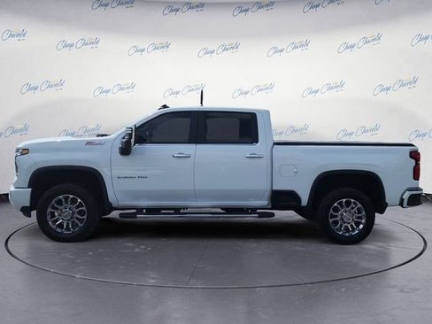 Used 2025 Chevrolet Silverado 2500 LT w/ Z71 Chrome Sport Edition image 2