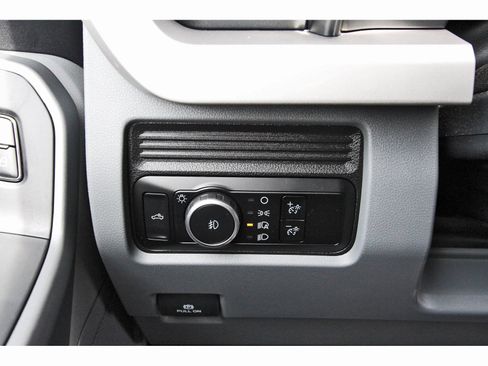Used 2024 Ford F250 XLT AWD/4WD image 18