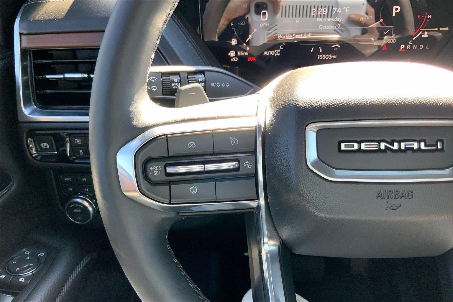 Used 2026 GMC Yukon Denali AWD/4WD image 17