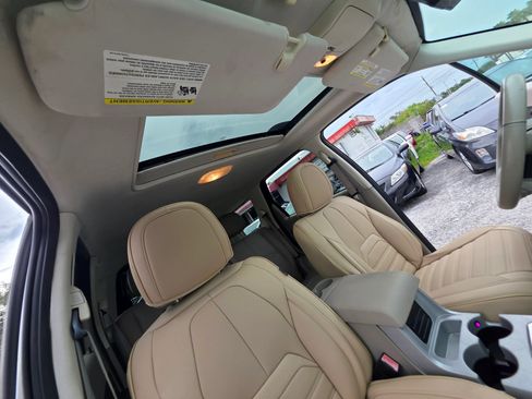 Used 2010 Mercury Mariner Premier FWD image 21