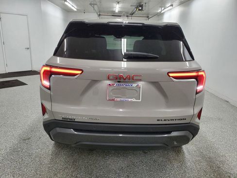 Used 2025 GMC Terrain Elevation image 5