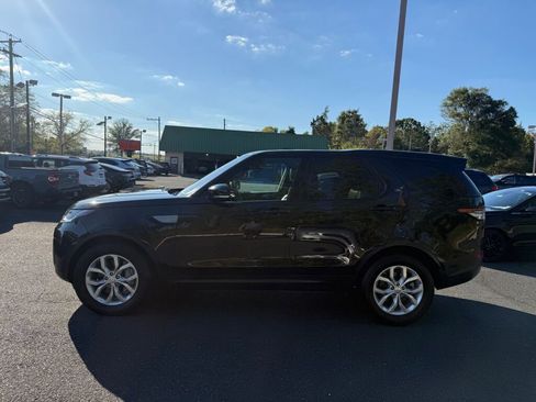 Used 2020 Land Rover Discovery SE image 4