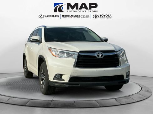 Used 2016 Toyota Highlander XLE image 7