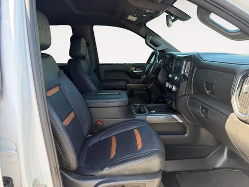 Used 2021 GMC Sierra 1500 AT4 w/ AT4 Preferred Package AWD/4WD image 15