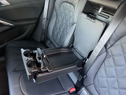 New 2026 BMW X6 xDrive40i w/ Climate Comfort Package image 33