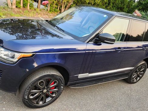 Used 2017 Land Rover Range Rover HSE image 7