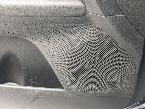 Used 2024 Kia Forte LXS image 15