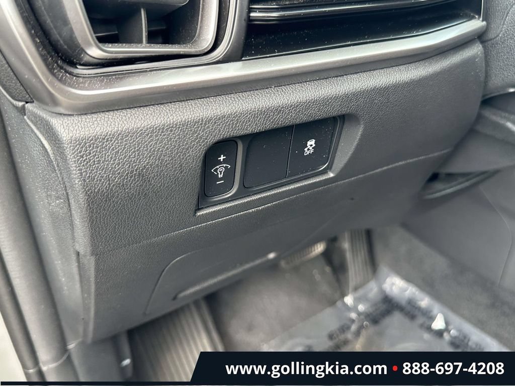 Certified 2026 Kia Sorento S FWD image 18